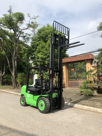 Xe nâng điện EP 3 tấn Pin Lithium ICE301B